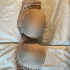 Torrid Bra 40C strapless